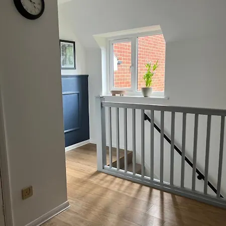 The Raven'S Loft By Harry Potter Apartment Watford  Exterior photo